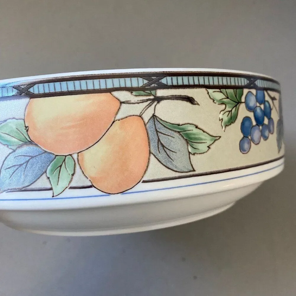 Mikasa Intaglio CAC29 Garden Harvest Classic Stoneware Serving Bowl, 8.25